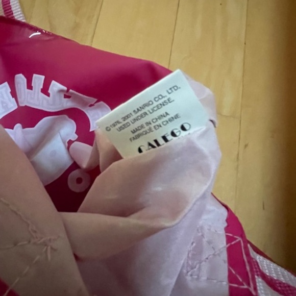 Hello Kitty Hot Pink Tote Bag - Picture 6 of 9